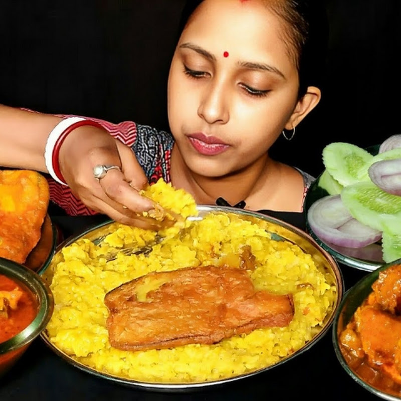 Bittu Dipti Eating Show