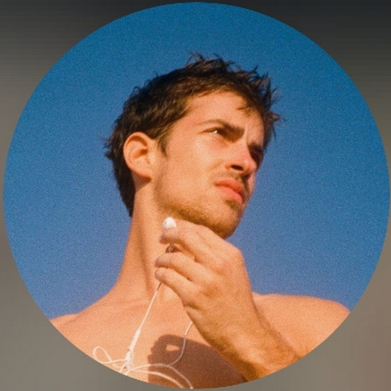 Manu Rios Update icon