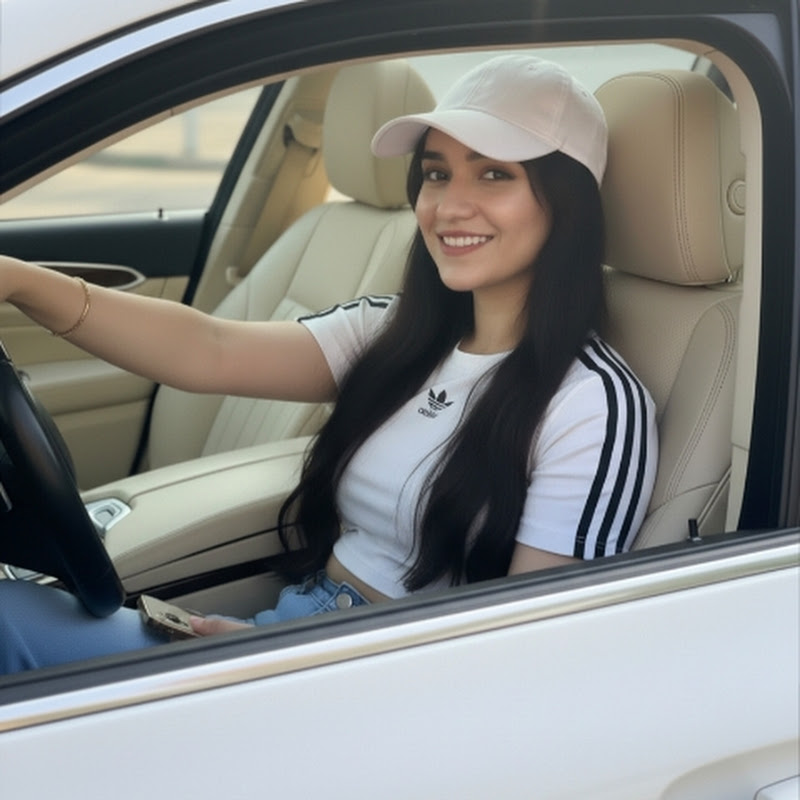 DeepuDeepi🕊️FitChick☮️