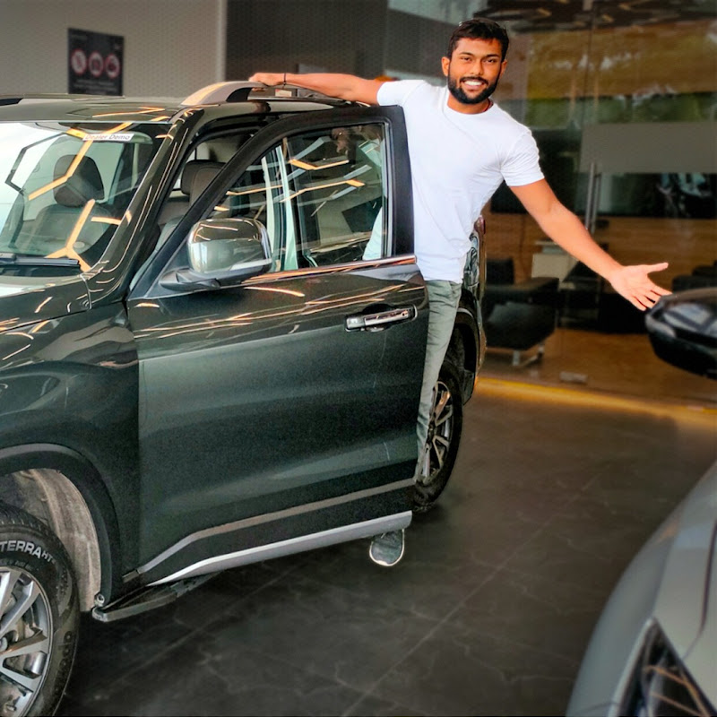 COMMERCIAL VEHICLE WALLAH