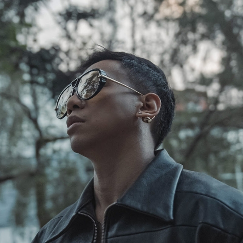 Mikey Bustos Music