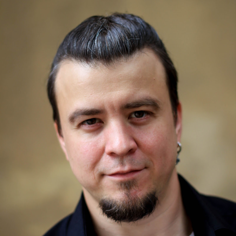 Максим Захаров