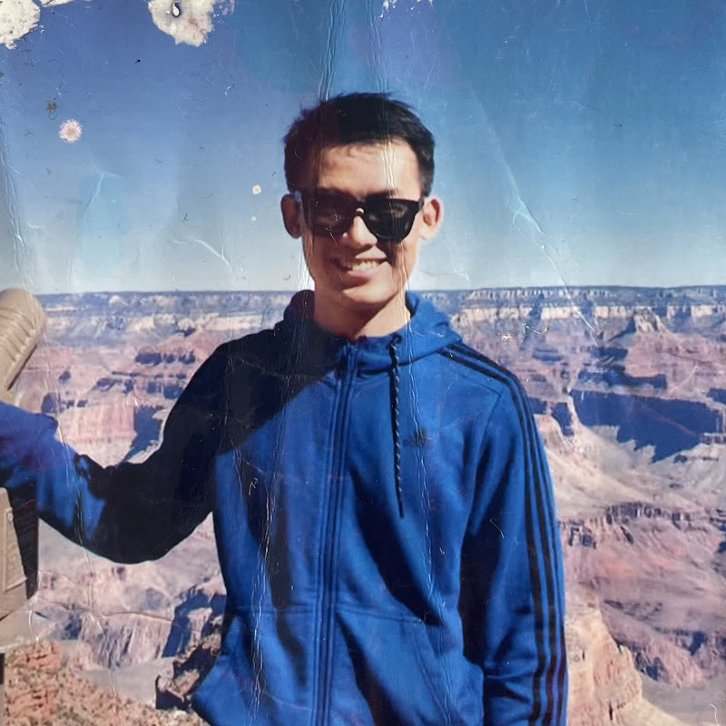 Ryan美國解碼 Logo