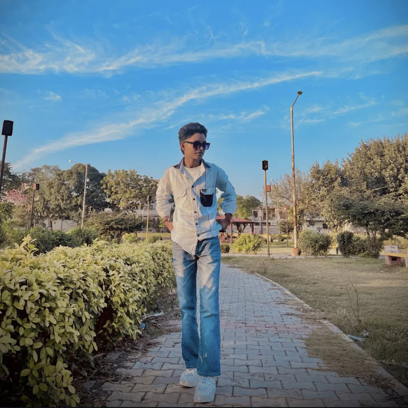 Famous indian vlogger 