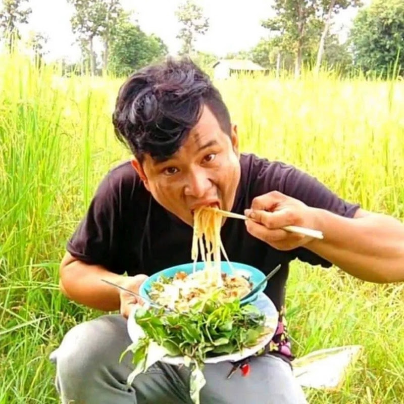 แม็กนิรนาม Channel