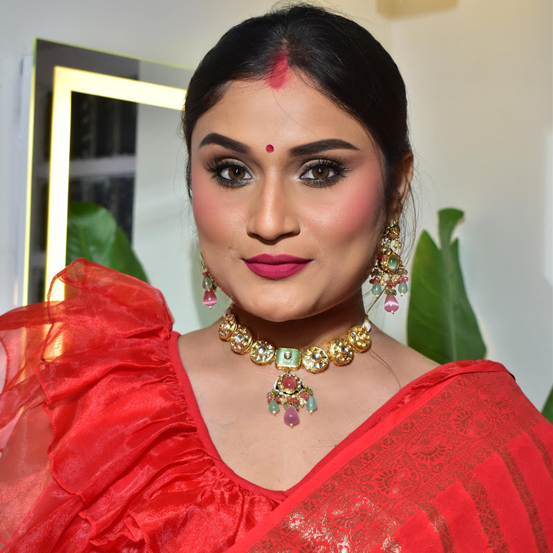 Mukul Richards Makeup Artist