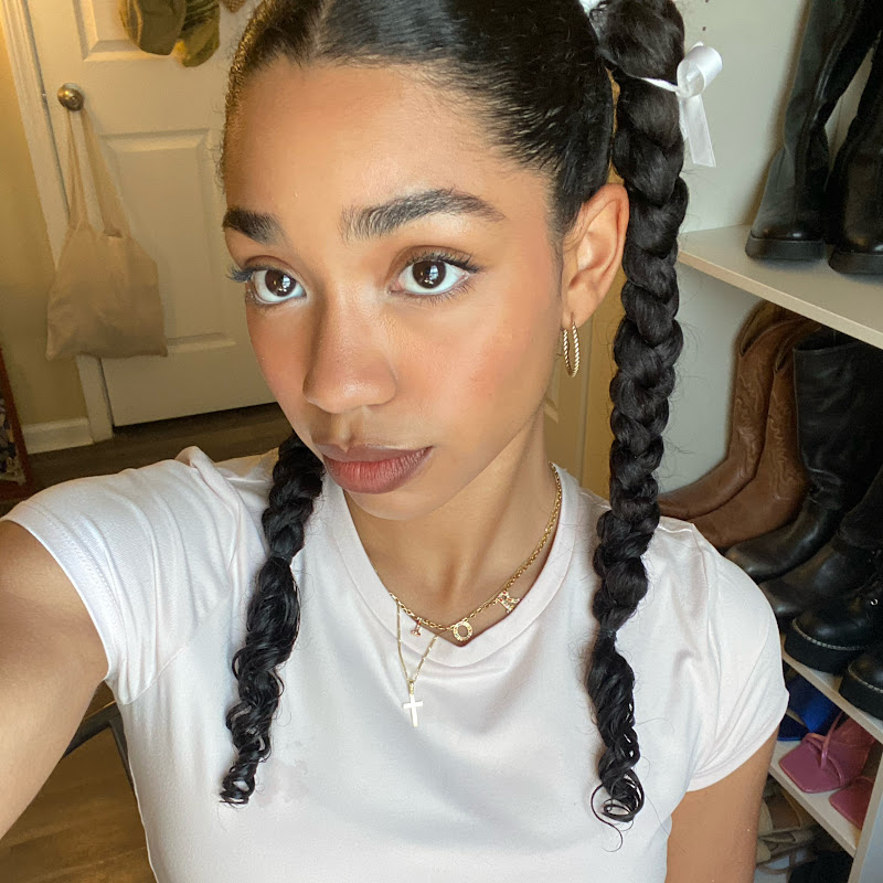Mia Marie 