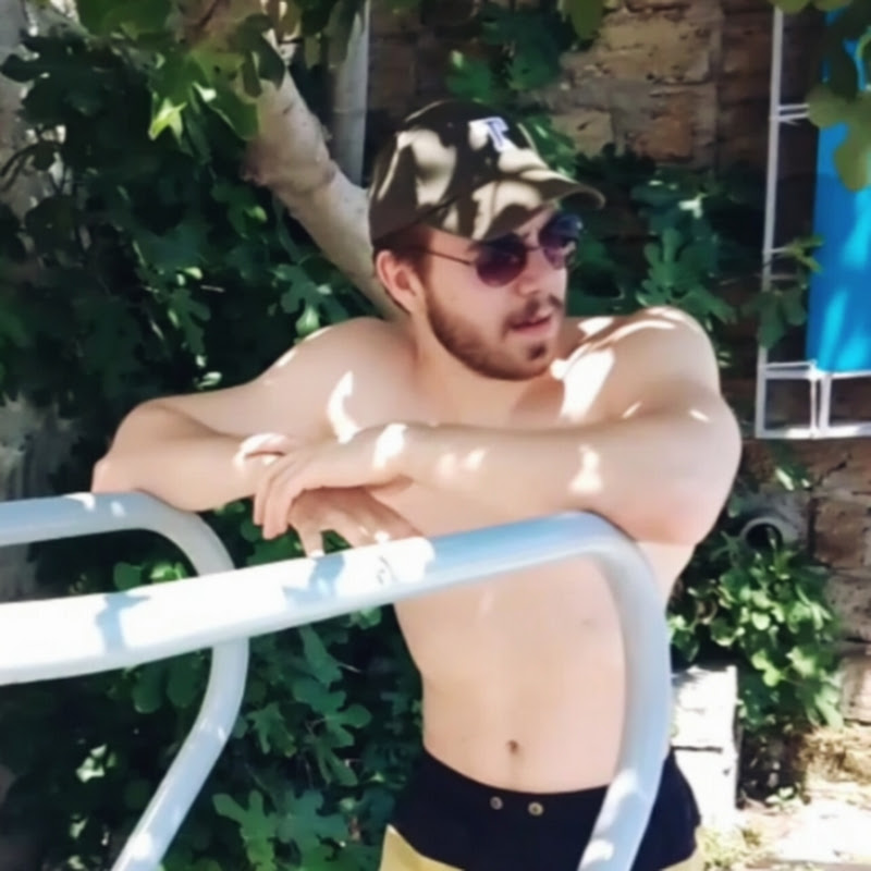 Белый Воин Logo