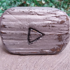 BOTÓN DE MADERA