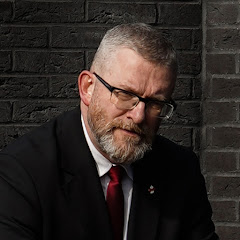 Grzegorz Braun Avatar