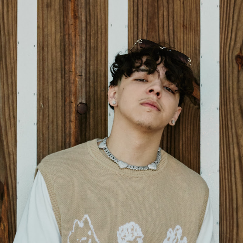 Xavi, Gabito Ballesteros – Cartier (Official Video)