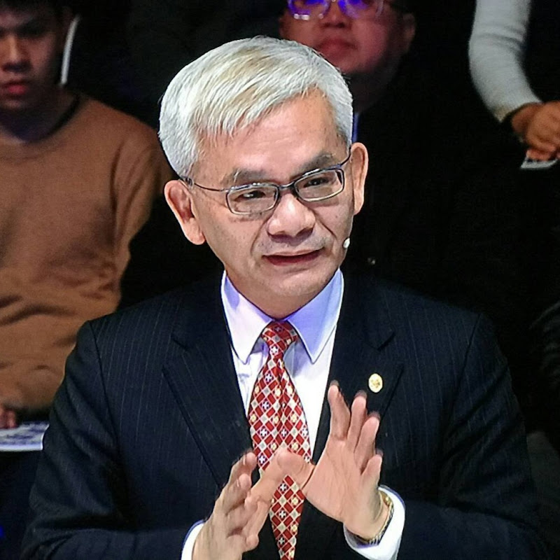 黃清龍 社長關鍵評論 Logo