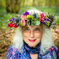 Emmy van Deurzen net worth