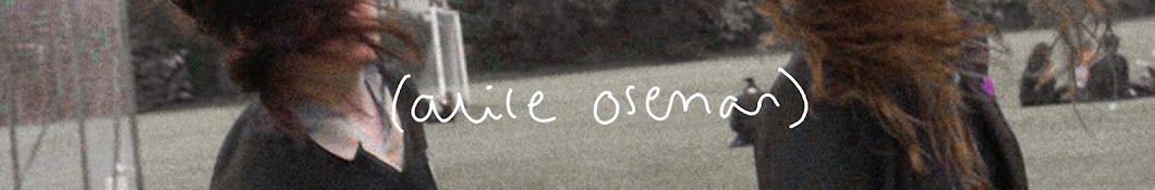 Alice Oseman رمز قناة اليوتيوب