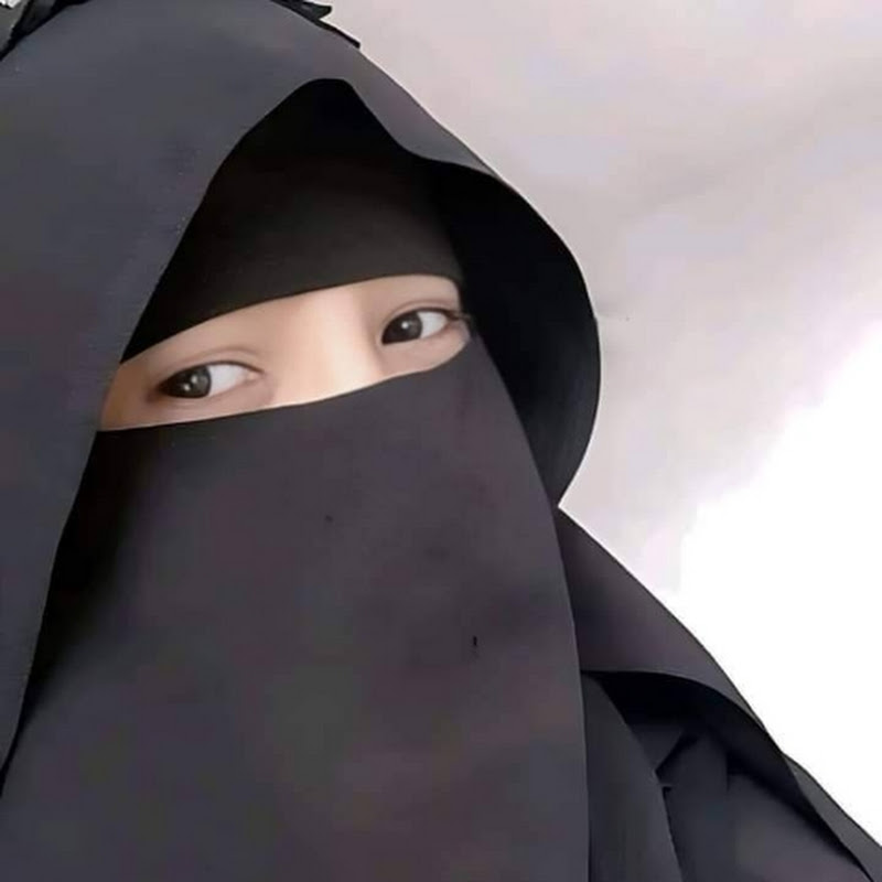 Hijabi Queen Sumaiya