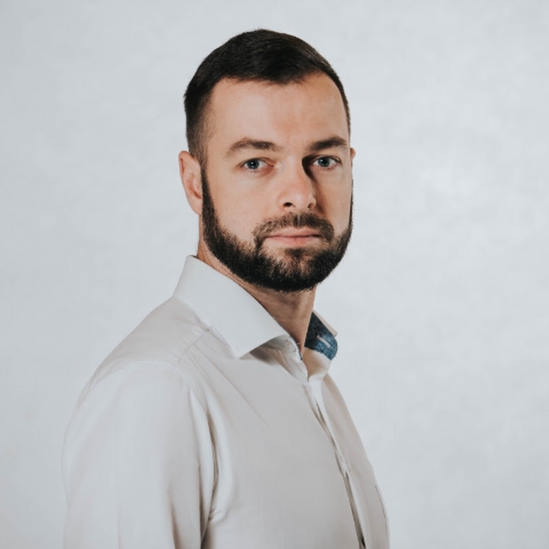 @bartoszromowicz