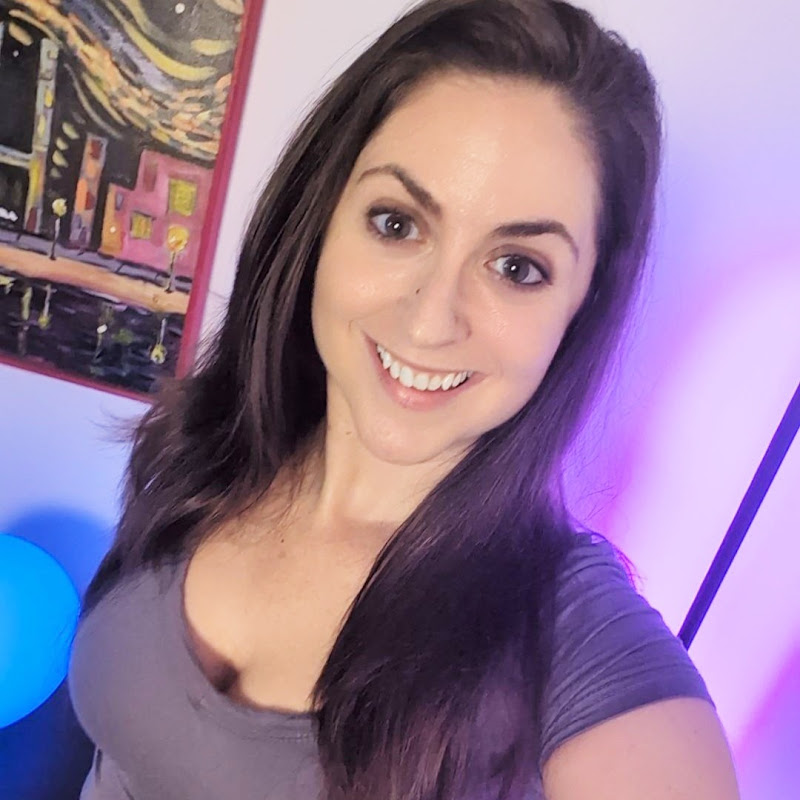 Nicole Makes Websites