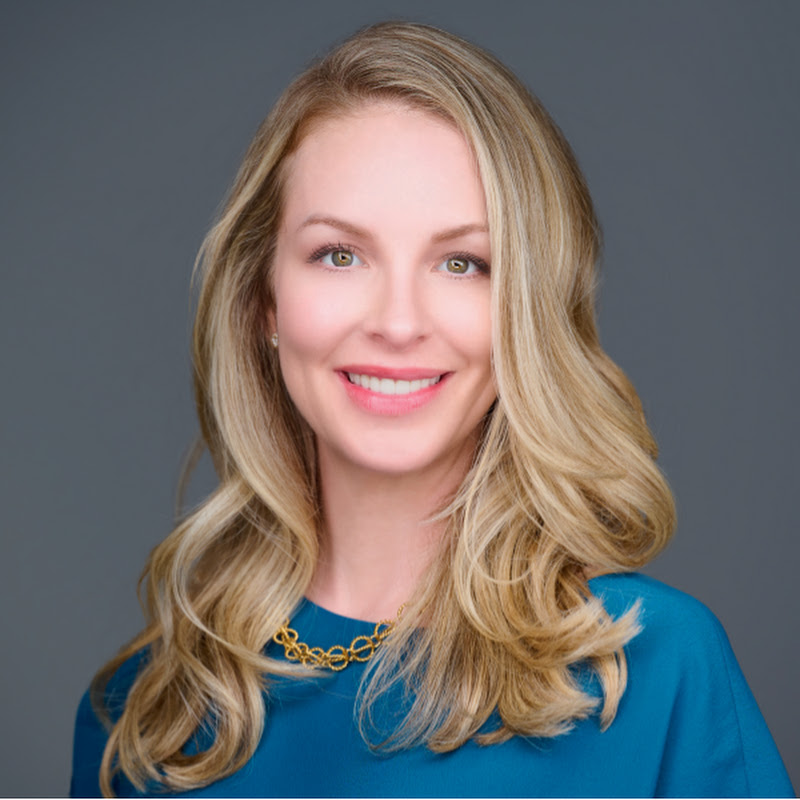 Retire with Julia, CFP® Logo