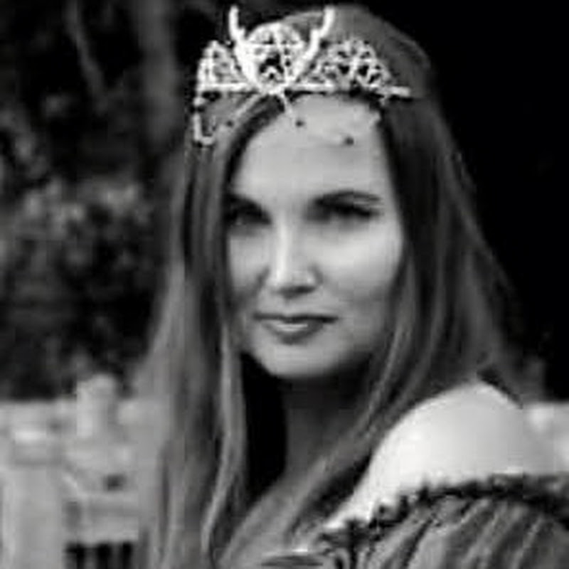 Queen👑Moonbeam