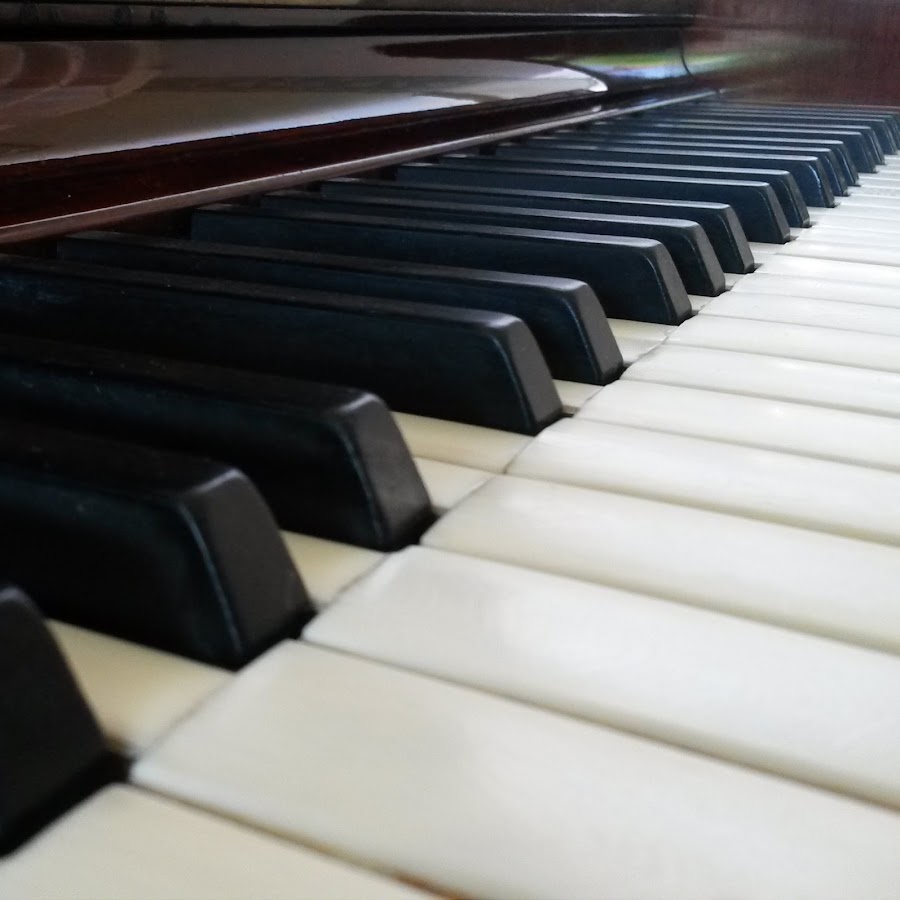 Nottingham Piano Lessons Online - YouTube