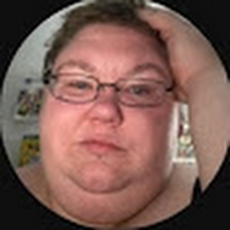 Lisa Makes Vlogs