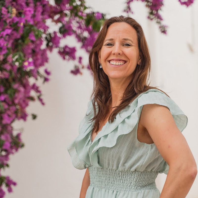 The Travel Stylist