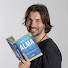6SPXwgy-r9c-channel-avatar-Lain Garcia Calvo