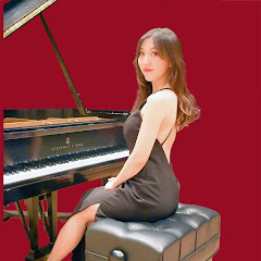 Mia Makes Music Avatar