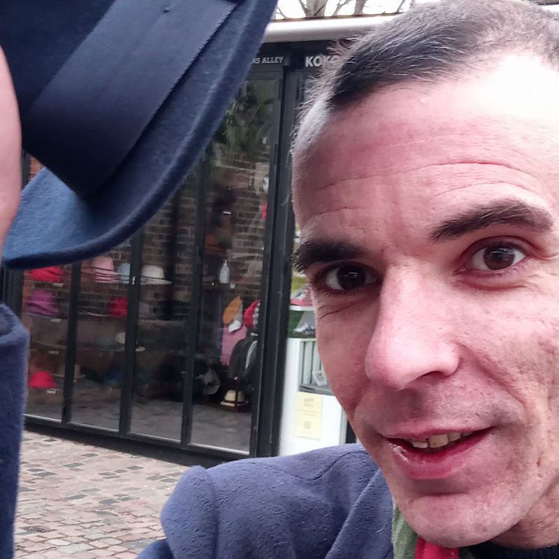 The Oli eats London show (£5 or under challenge)