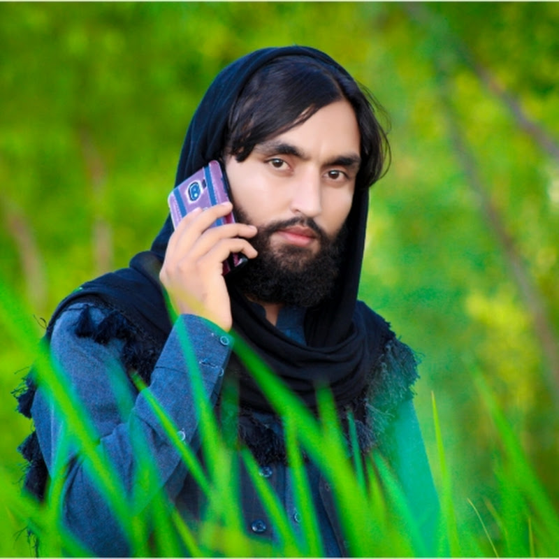 khosh Naseeb Topic