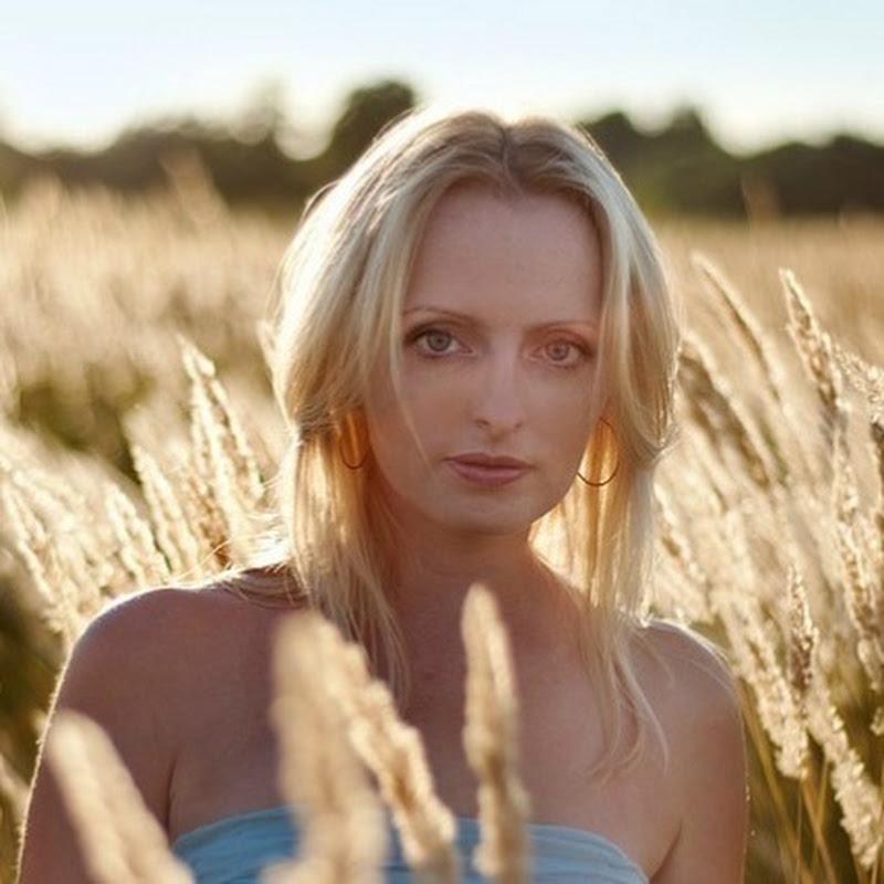 Кучерявая Светлана Logo