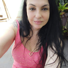 Priscilla Presley