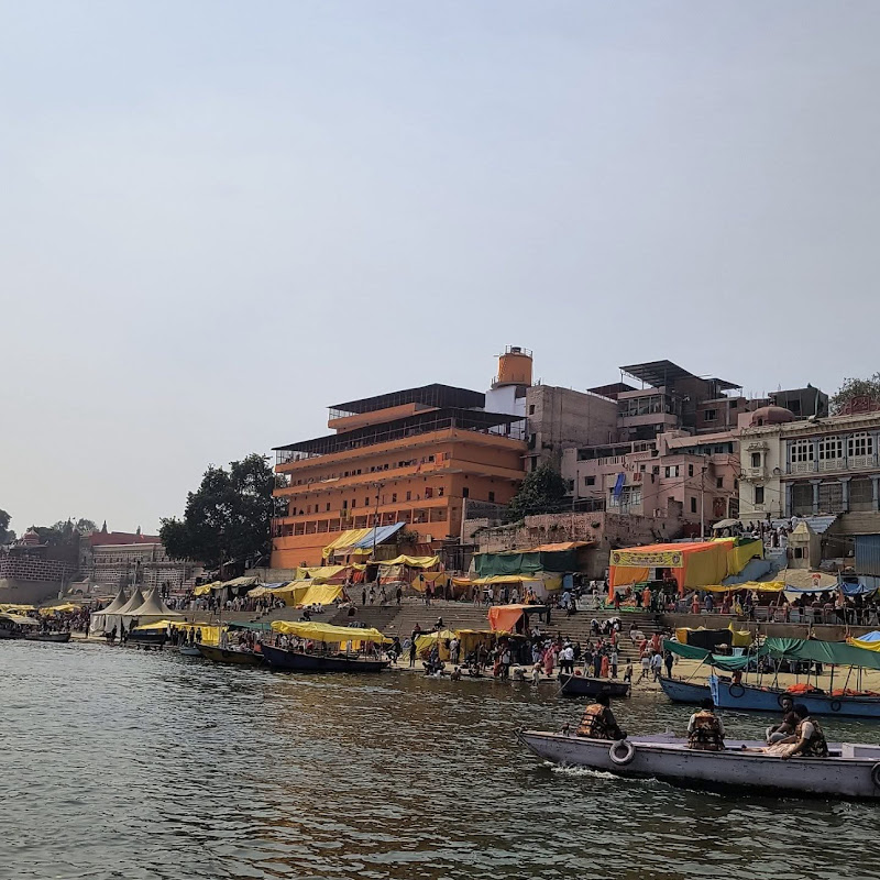 Hire Voyages Insight  — Yoga Philosophy YouTube creator for sponsorships