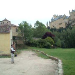 岩井香代子 (Kayoko Iwai)