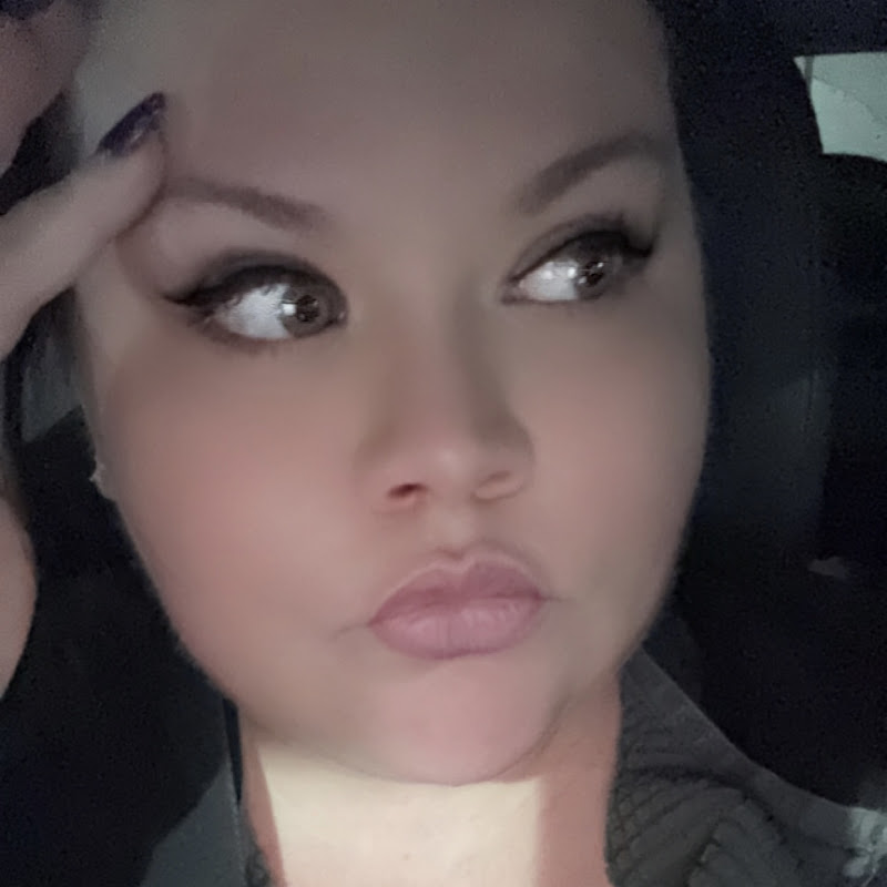 Anna Marie Vlogz