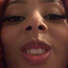  L̲𝘼 𝙁𝙄𝙊𝙉𝘼¹