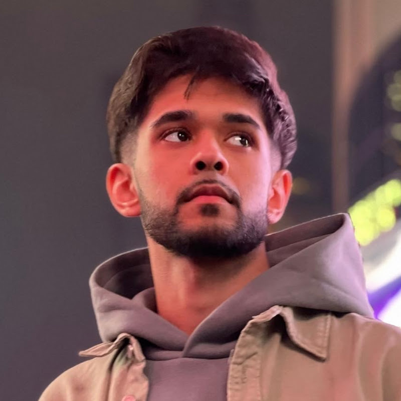 Adam Khan