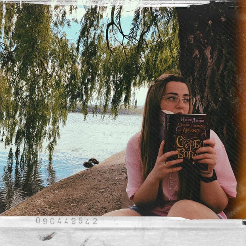 Marie`s Bookshelves