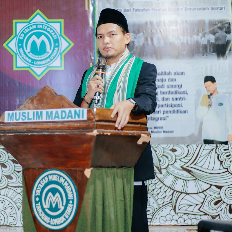 Arif Maulana Abu Zavier