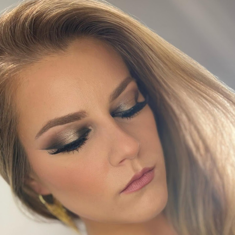 mikaysmakeup  - Michaella