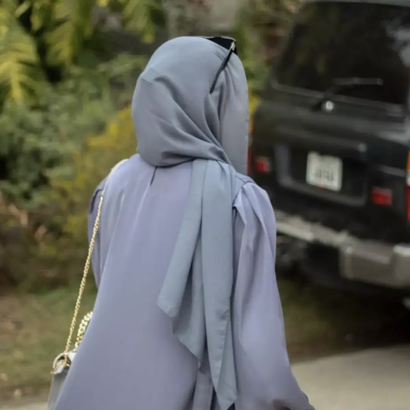 Hira khan