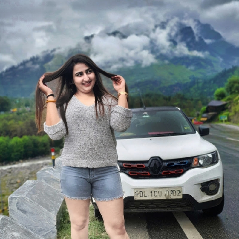 Vanshika Tomar vlogs
