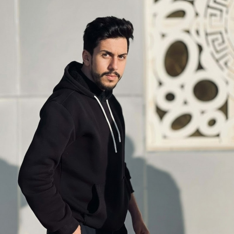 مـصـطـفـئ ابـن الـناصريـة