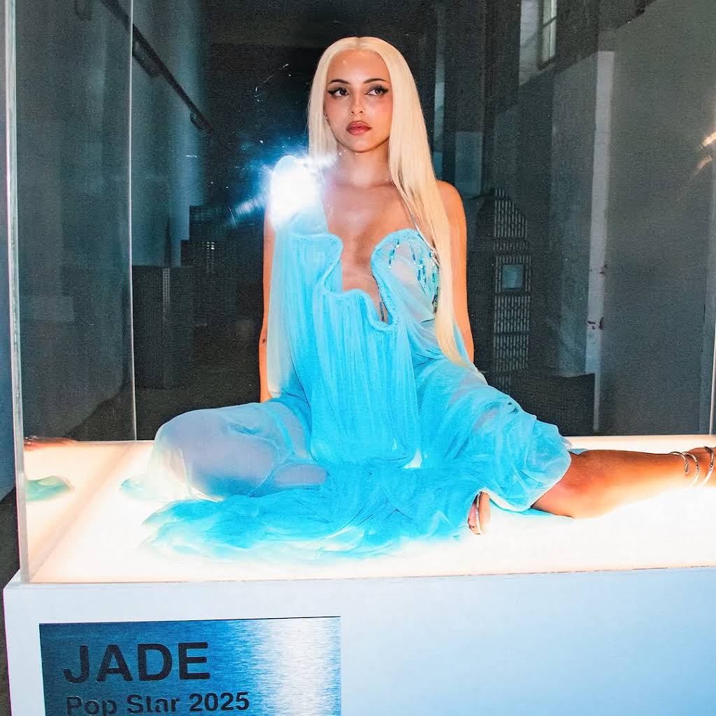 Ｖie　Jade girl YouTube