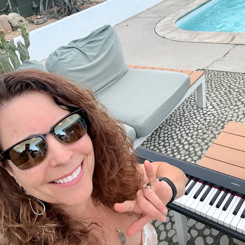 Dana Halle Songs