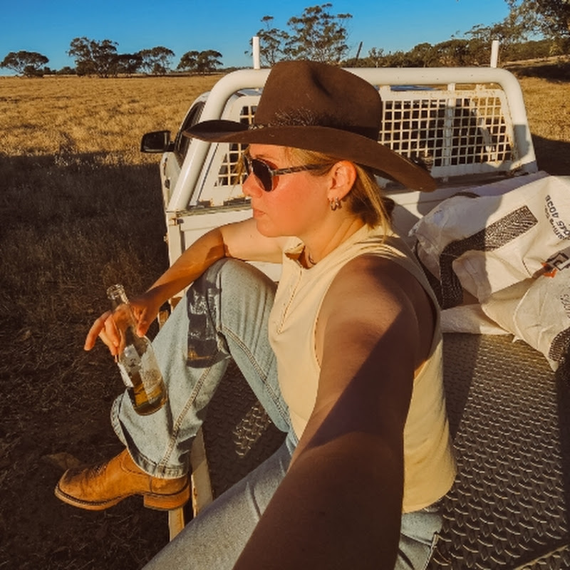 Bec Out West