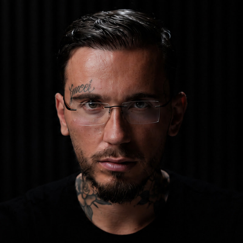 Jordi Tena - Zoom Out Podcast