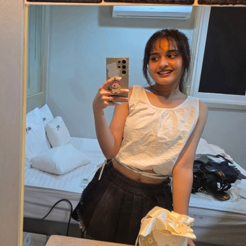 Simran's korean world