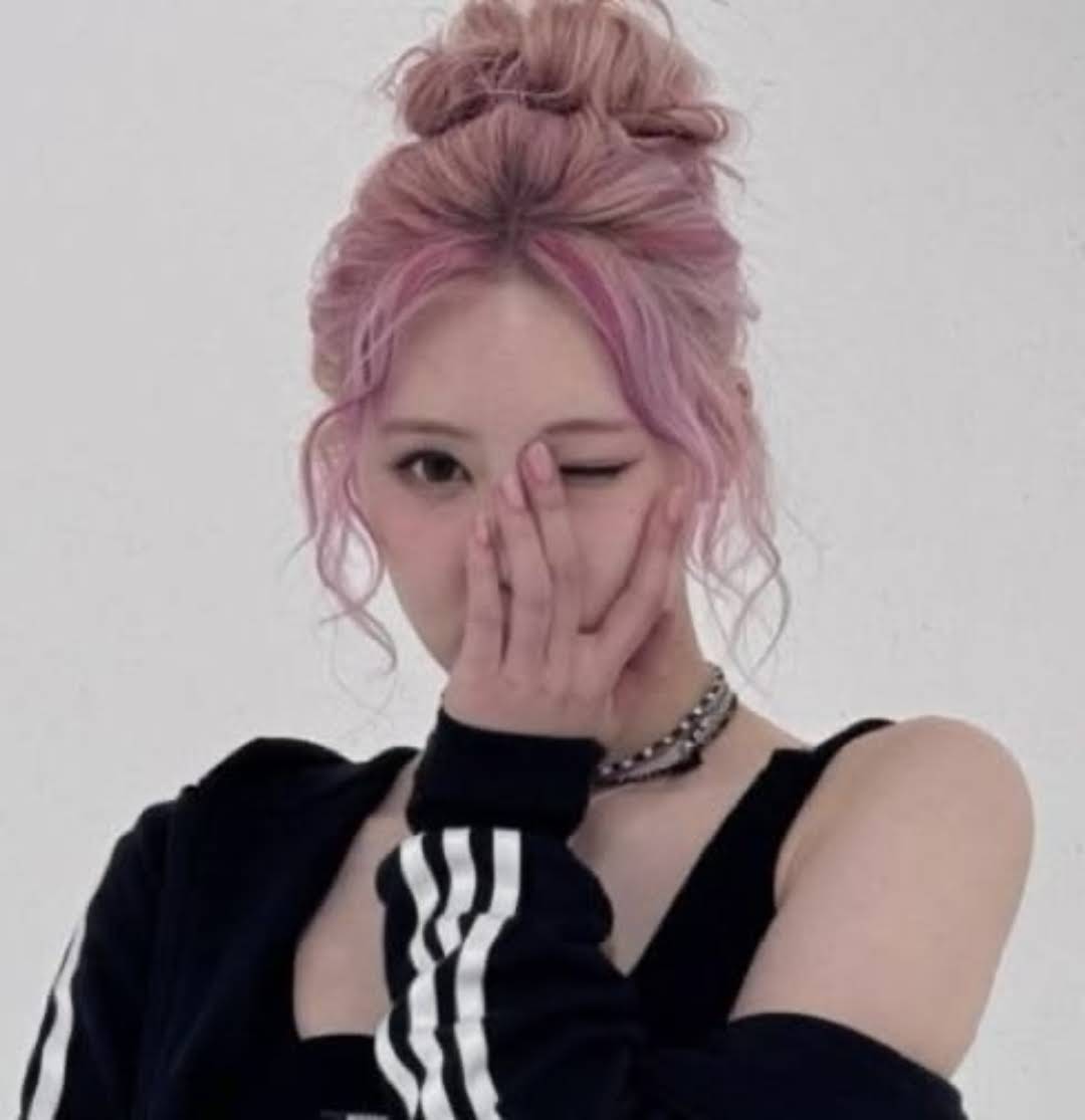 Post from 𓈒 🍀 さくら .♡ - YouTube