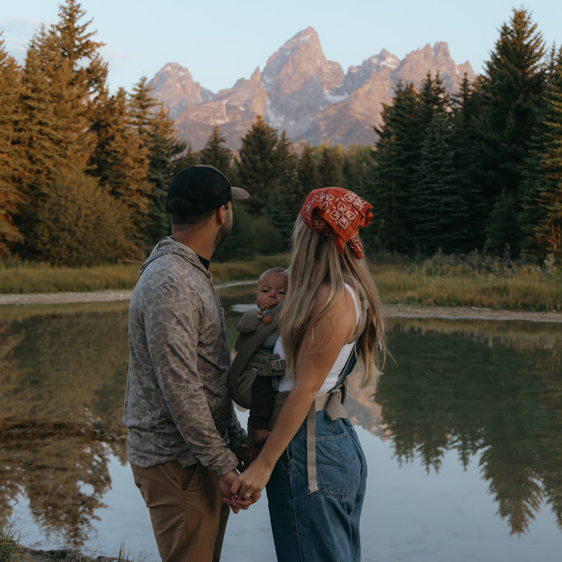 THE WILDLY LIFE | Adventure Travel Family